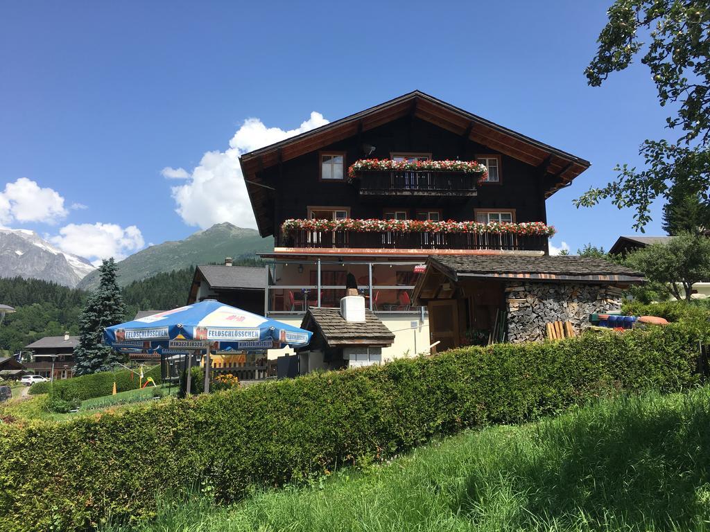 Hotel Haus Muehlebach Ernen Exterior foto